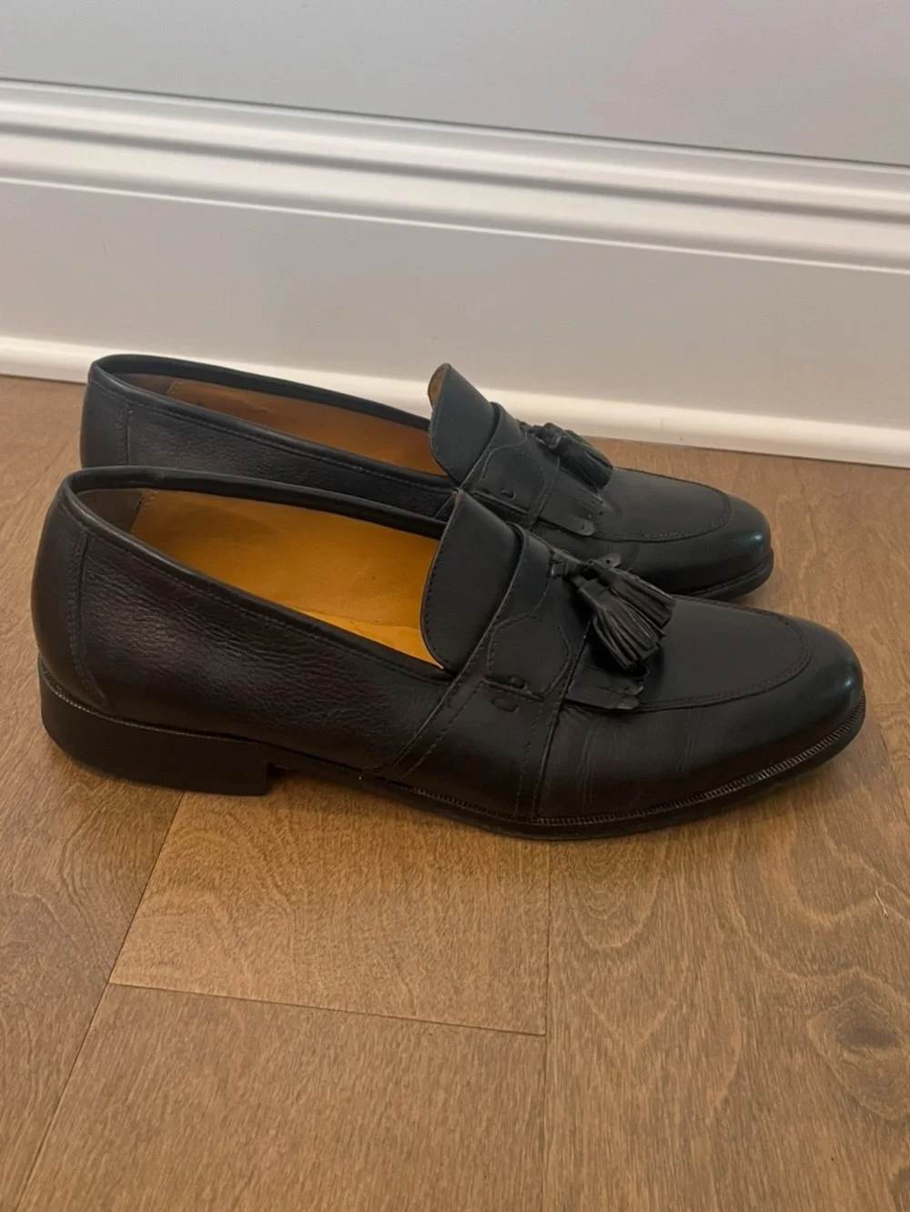 Johnston & Murphy Men's Classic Loafers Black / Size 9.5 M
